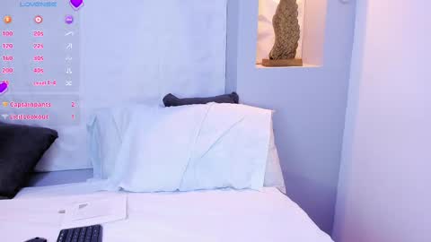 EMILY online show from March 6, 2025, 12:32 am