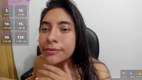 Snapshot of emilysex_118 chatting on December 17, 2024, 9:17 am Emily online show from December 17, 2024, 9:17 am