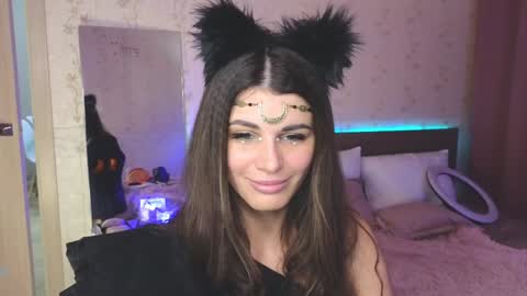 Snapshot of emilytucker chatting on December 17, 2024, 1:29 am Emily online show from December 17, 2024, 1:29 am