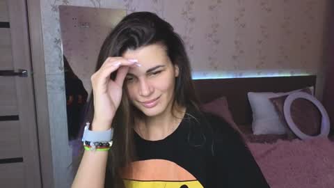 Snapshot of emilytucker chatting on December 29, 2024, 1:56 am Emily online show from December 29, 2024, 1:56 am