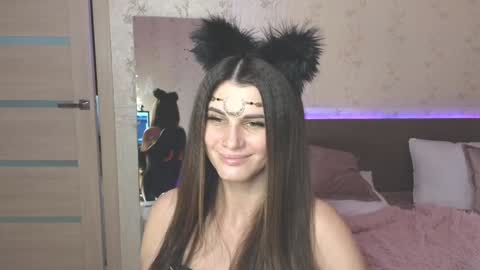 Snapshot of emilytucker chatting on January 4, 2025, 4:33 am Emily online show from January 4, 2025, 4:33 am