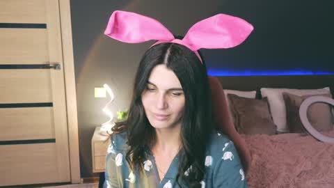 Snapshot of emilytucker chatting on January 26, 2025, 7:53 am Emily online show from January 26, 2025, 7:53 am