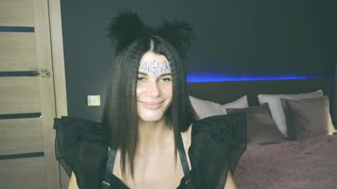 Snapshot of emilytucker chatting on February 2, 2025, 8:02 am Emily online show from February 2, 2025, 8:02 am