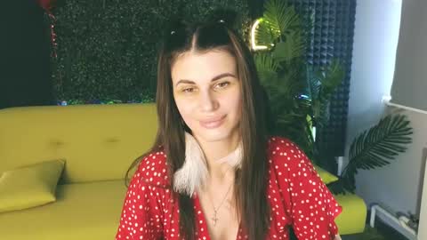 Snapshot of emilytucker chatting on March 9, 2025, 4:38 am Emily online show from March 9, 2025, 4:38 am