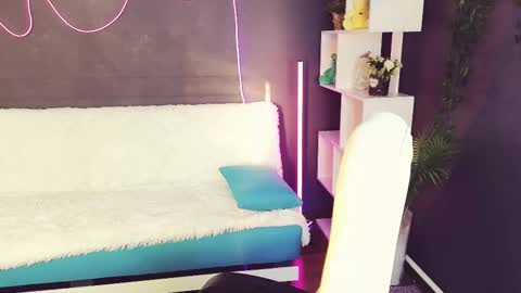 Snapshot of emilytucker chatting on October 11, 2025, 1:49 am Emily online show from October 11, 2025, 1:49 am