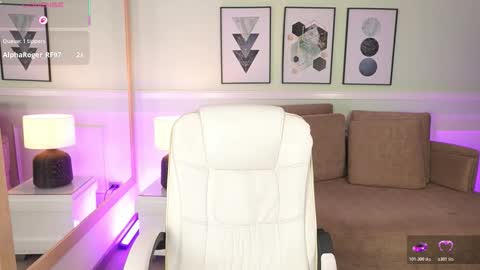 Emily Turner  online show from March 28, 2026, 7:19 am