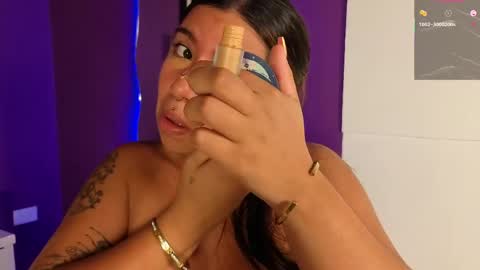 emilyy_cooperr online show from May 29, 2026, 12:14 pm