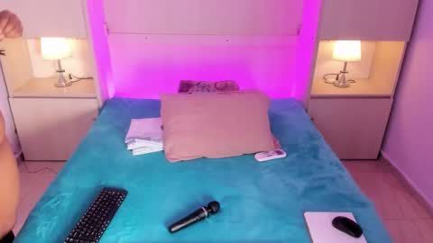 Emily online show from March 28, 2026, 4:01 am