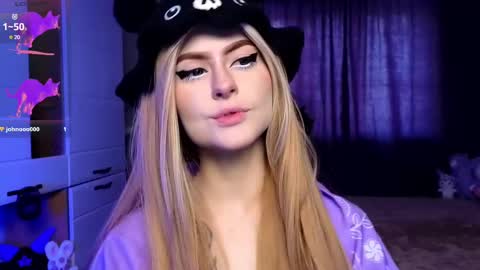 emimiy online show from February 22, 2025, 6:50 am