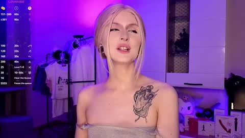 emimiy online show from December 15, 2025, 4:06 am