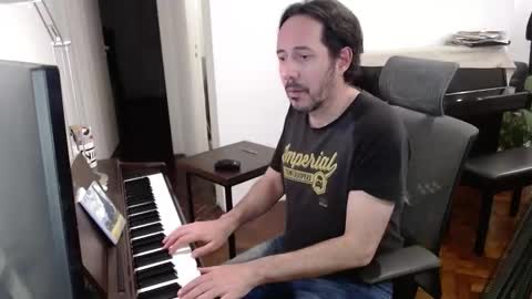 emipianin online show from November 1, 2025, 4:14 am