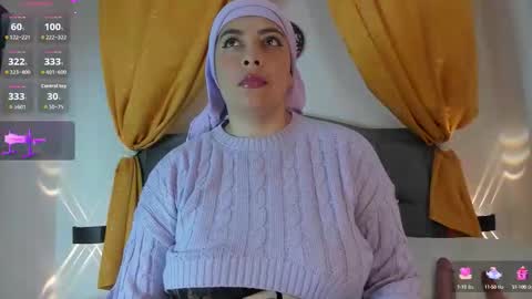 Snapshot of emira199 chatting on September 16, 2025, 7:59 pm emira199 online show from September 16, 2025, 7:59 pm