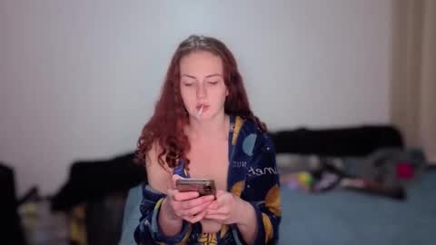 emliyjamesmjb online show from January 11, 2026, 4:12 pm