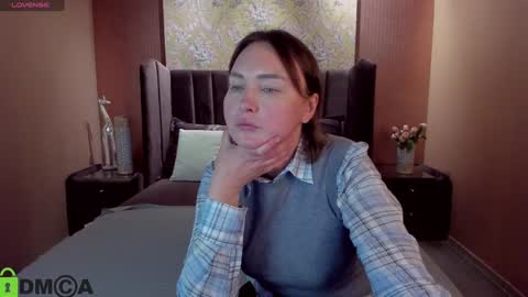 Snapshot of emm_quince chatting on December 26, 2024, 12:16 pm Emm online show from December 26, 2024, 12:16 pm