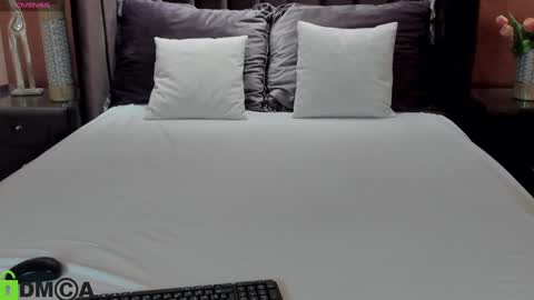 Snapshot of emm_quince chatting on January 16, 2025, 10:44 pm Emm online show from January 16, 2025, 10:44 pm