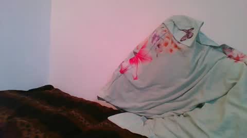 emma online show from December 7, 2024, 6:54 am