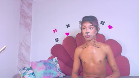 Snapshot of emma__10 chatting on October 30, 2025, 4:08 pm Emma online show from October 30, 2025, 4:08 pm