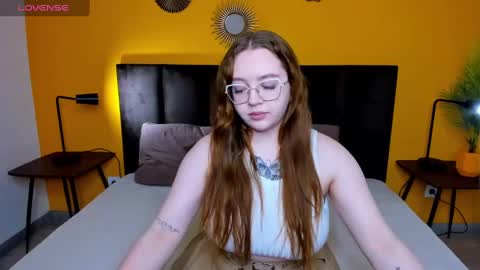 Snapshot of emma_adorablle chatting on February 2, 2025, 1:23 am emma_adorablle online show from February 2, 2025, 1:23 am