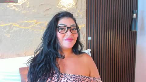 Snapshot of emma_bakker_ chatting on June 2, 2026, 7:43 am Emma online show from June 2, 2026, 7:43 am