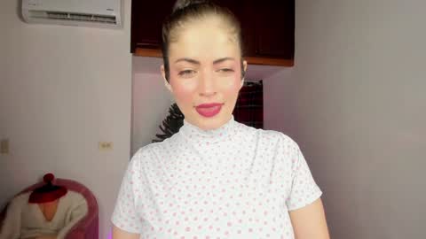 Emma online show from December 17, 2024, 8:01 am