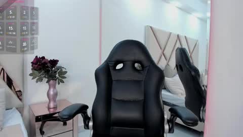 pau online show from October 3, 2025, 6:05 pm