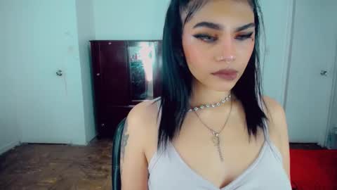 emma online show from November 3, 2025, 11:48 pm