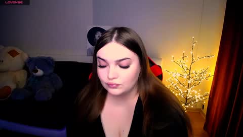 Eva online show from January 24, 2025, 7:49 pm