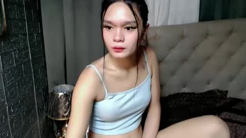 emma_glow69 online show from February 4, 2026, 6:58 pm