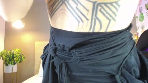 E M M A online show from March 28, 2026, 2:55 am