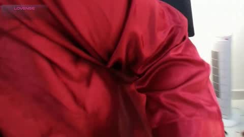 Emma 3 online show from April 10, 2026, 1:05 pm