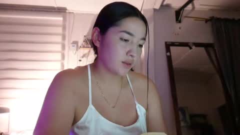 Snapshot of emma_johnson_ chatting on December 10, 2024, 1:22 am emma_johnson_ online show from December 10, 2024, 1:22 am