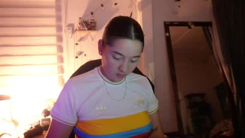 Snapshot of emma_johnson_ chatting on January 14, 2025, 3:22 am emma_johnson_ online show from January 14, 2025, 3:22 am