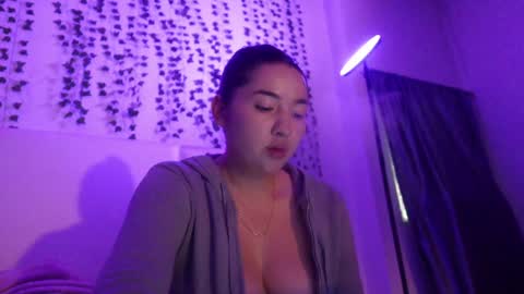 Snapshot of emma_johnson_ chatting on October 24, 2025, 1:57 am emma_johnson_ online show from October 24, 2025, 1:57 am