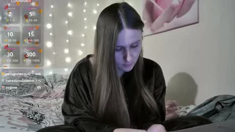 emma_just online show from November 5, 2025, 9:26 pm