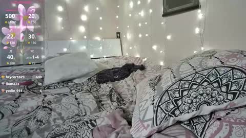 Snapshot of emma_just chatting on March 13, 2026, 8:37 pm emma_just online show from March 13, 2026, 8:37 pm