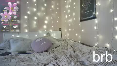 Snapshot of emma_just chatting on March 19, 2026, 9:02 am emma_just online show from March 19, 2026, 9:02 am