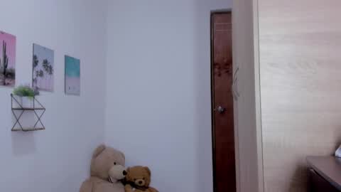 whises lits        online show from February 22, 2026, 7:34 pm