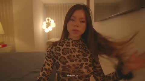 emma_lu1 online show from May 19, 2026, 10:38 pm