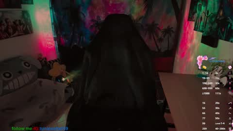 LUNA online show from October 27, 2025, 9:08 pm