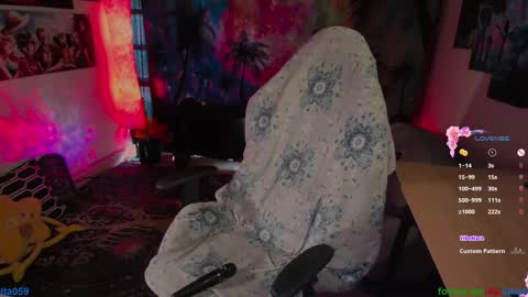 Snapshot of emma_luna059 chatting on February 3, 2026, 12:10 pm LUNA online show from February 3, 2026, 12:10 pm