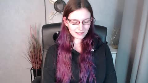 emma online show from January 9, 2025, 12:41 pm