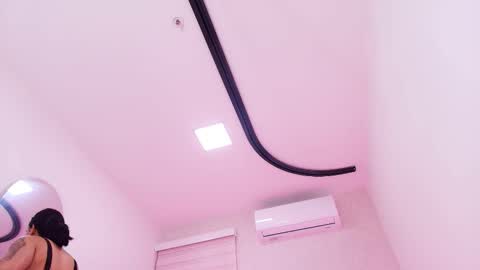 emma online show from November 24, 2025, 11:54 am