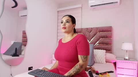 emma online show from November 26, 2025, 11:55 am