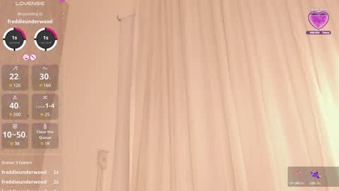 Emma Morgann online show from December 5, 2024, 2:33 pm