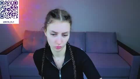 Snapshot of emma_myer chatting on April 20, 2026, 1:41 am Emma Myer online show from April 20, 2026, 1:41 am