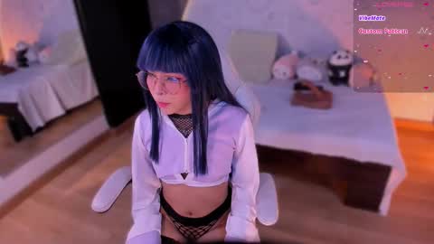     online show from November 22, 2025, 10:25 am