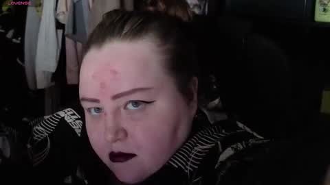 Snapshot of emma_razoom chatting on October 15, 2025, 12:11 am Emma Razumovskaya online show from October 15, 2025, 12:11 am