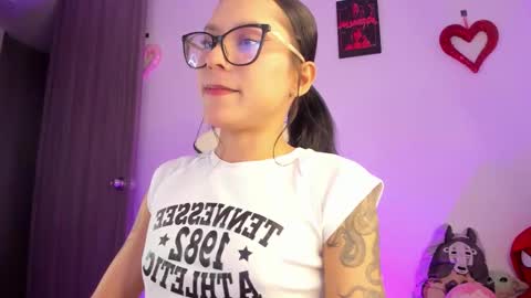 Emma online show from February 25, 2026, 12:42 am