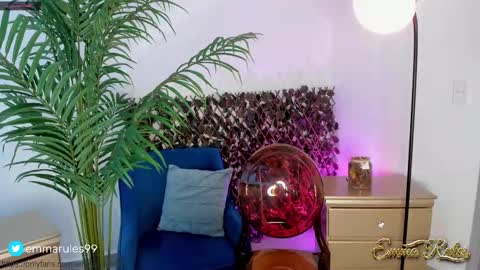 Snapshot of emma_rules99 chatting on February 26, 2025, 2:14 pm Emma online show from February 26, 2025, 2:14 pm