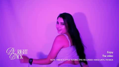 emma_whitee_ online show from January 6, 2026, 11:58 am